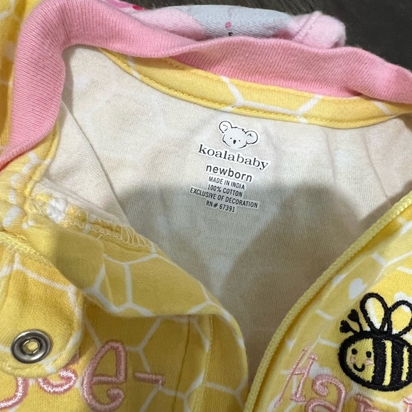 Baby One Piece Lot - Picture 7 of 7